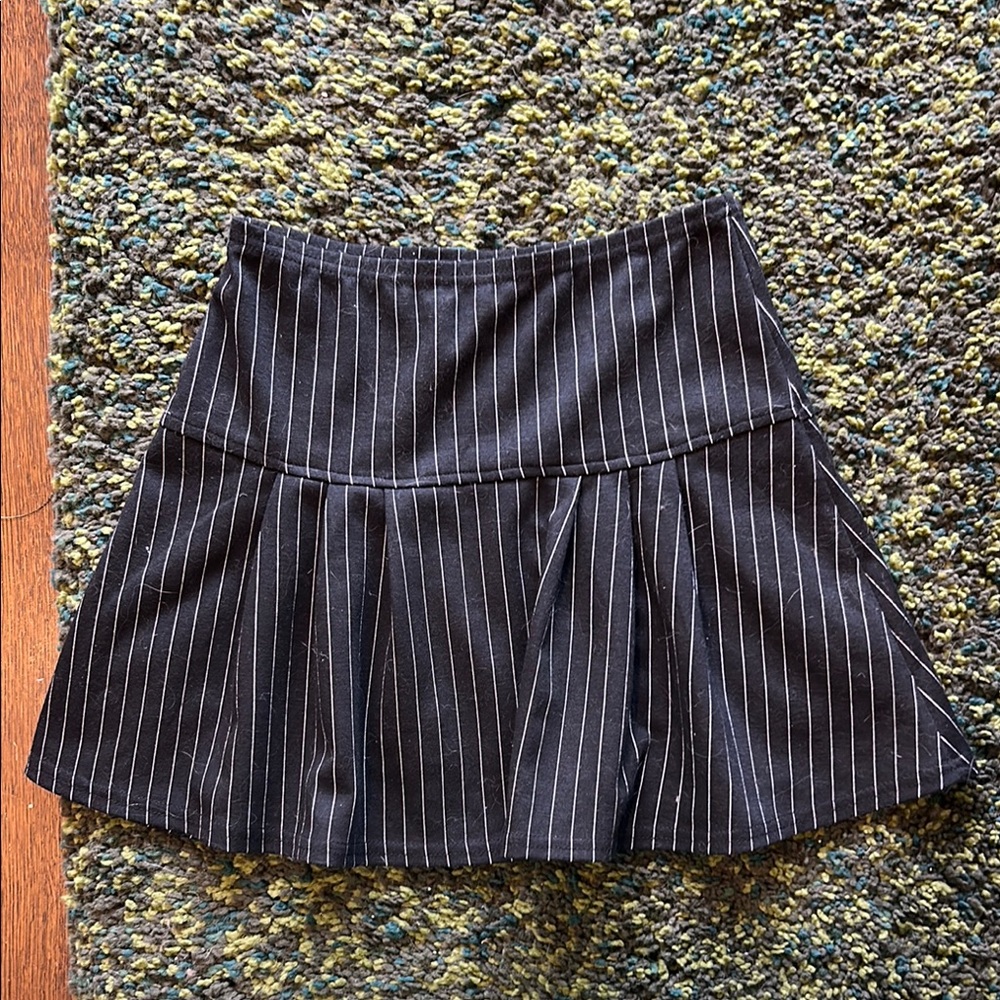 Forever 21 Pleated Pinstripe Miniskirt